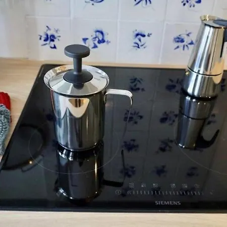 Tolle In Einem Reetgedeckten Haus * Nieblum